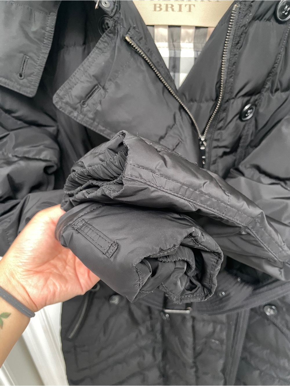 Burberry Brit Women's Black Quilted Belted Puffer Jacket - medium/large - Picture 7 of 13